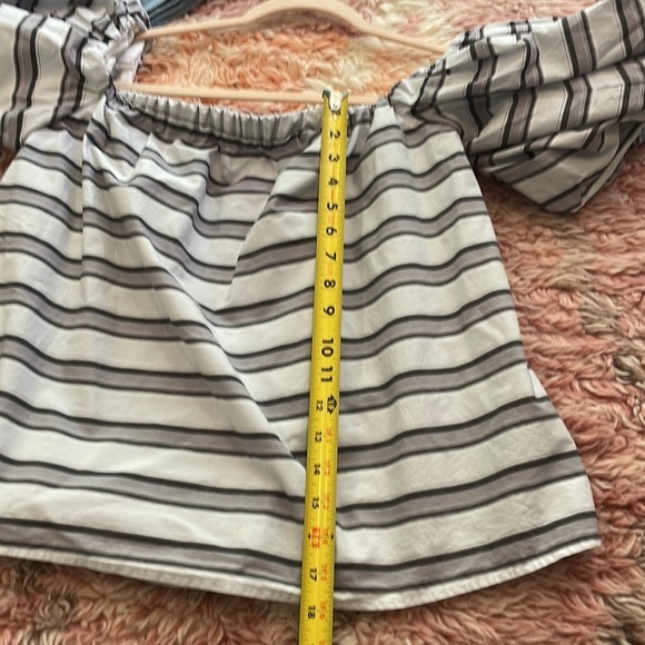 1 State Puff Sleeve Striped Top - Picture 8 of 8